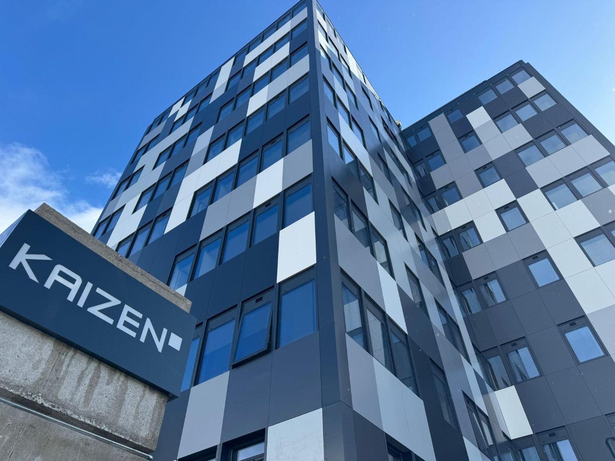 The Kaizen Apartment West Bromwich Exterior foto